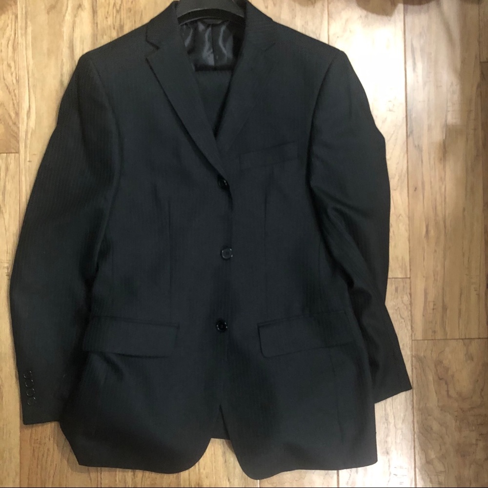 Men’s Lineage Suit